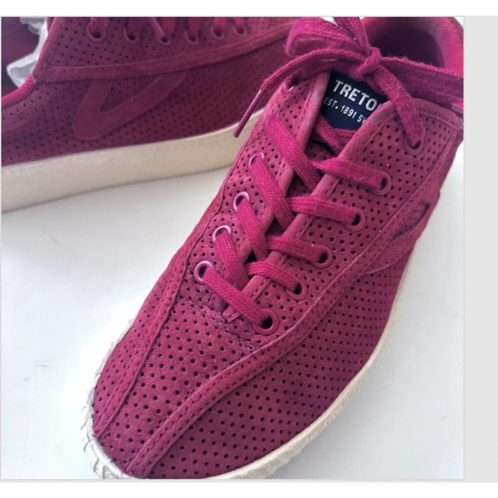 Tretorn Nylite Platform Tennis Sneakers Women’s US 7 Burgundy Red Suede Casual